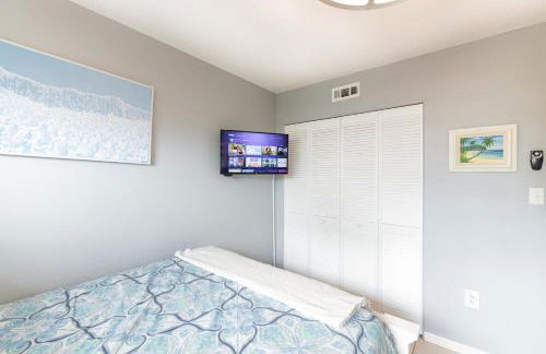 Coastal Condo Amazing Location! 50 Steps to the Beach - Photo 34