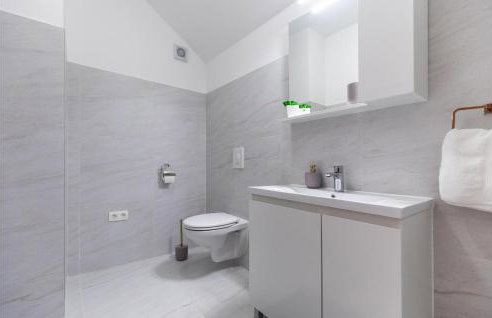 3 Bedroom Amazing Home In Vid - Foto 44