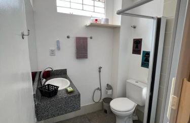 APÊ 102, 2 QUARTOS, TÉRREO | WI-FI 600MB | RESIDENCIAL JC, um lugar para ficar. - Foto 27