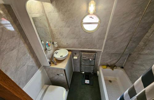 Komet canal boat company limited - Foto 17