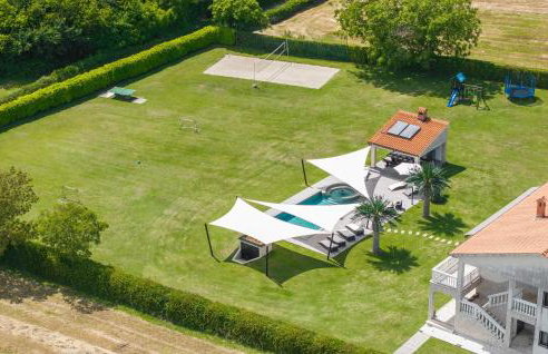 Gorgeous Home In Sumber With Sauna - Foto 23