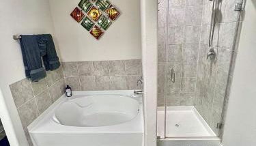 Sweet Xscape - Photo 5, towels, Shower