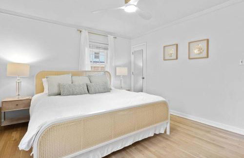 Family Home and Private Backyard - Foto 30