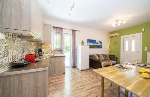Orchid Garden Apartment - Photo 2