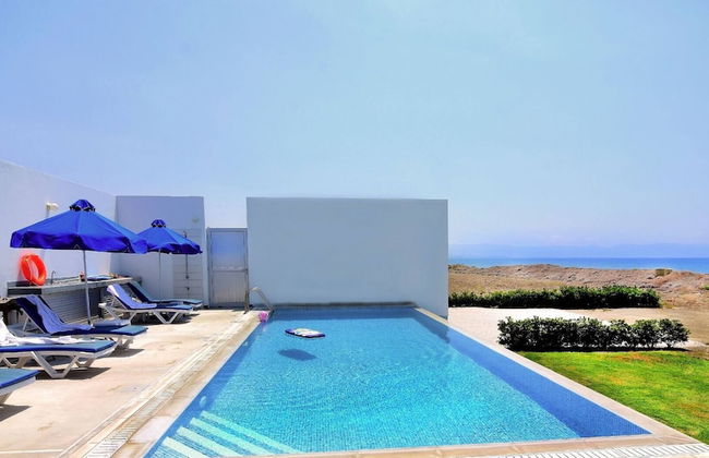 Blue - Beach Front Spectacular Villa Sleeps 10 - Foto 41