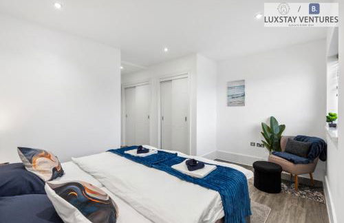 Stylish 2 Bed 2 Bath Hove Apartment - Walk to Station & Beach - Optional Parking - Sleeps 8 - Foto 12