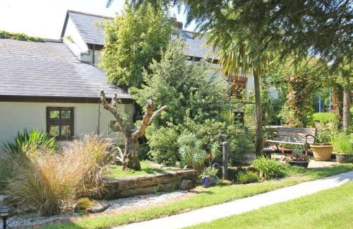 Summer House - Photo 21