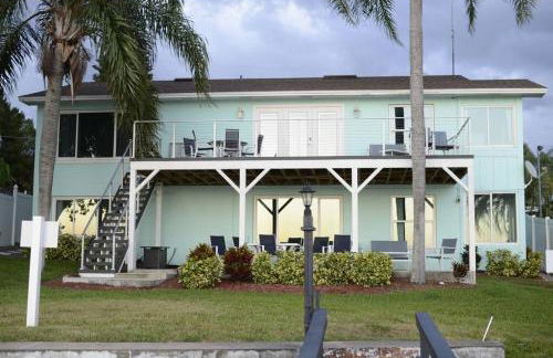 Lakefront Duplex with Pontoon Boat 2 Bedroom Home - Foto 12