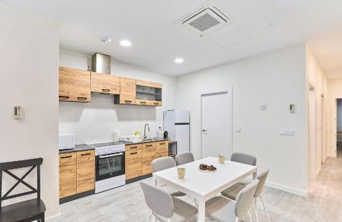 Apartamentos Catedral Palace by gaiarooms - Photo 20