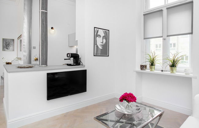 Nowogrodzka 40/67 - Photo 6