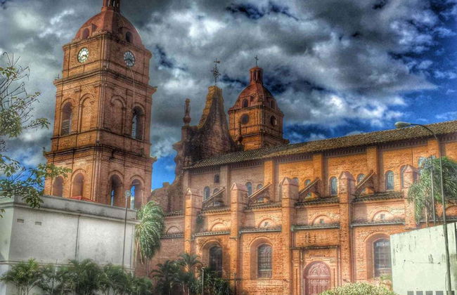 Contrasts of Santa Cruz de la Sierra Tour - Photo 1