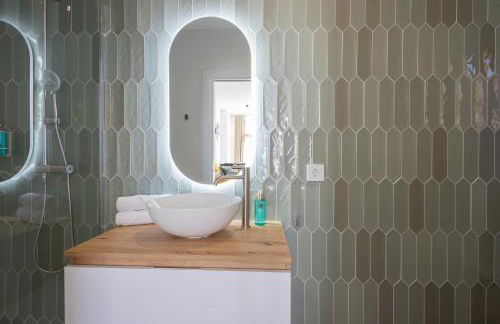 FLORIT FLATS - Stylish Studio by the Joaquin Sorolla Station - Photo 21