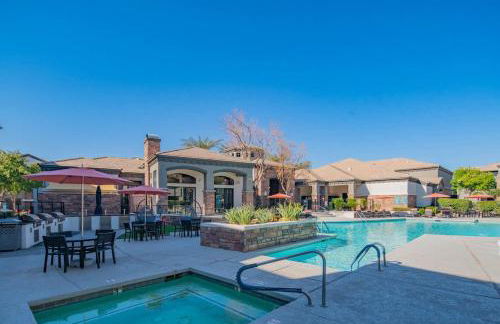 Amiable 2BD King Bed with Pool, Hot Tub, Gym, Parking - Foto 7