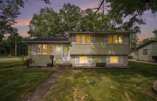 Notre Dame Get Away 4-Bdm 2-mile from Campus BBQ - Foto 24