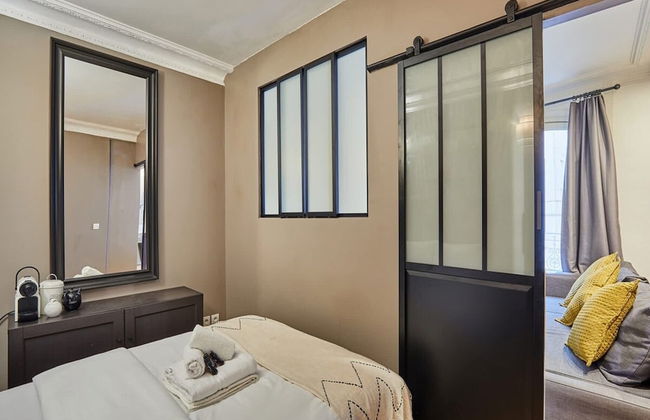 Charming Apartment Center of Paris by Studio Prestige - Photo 2