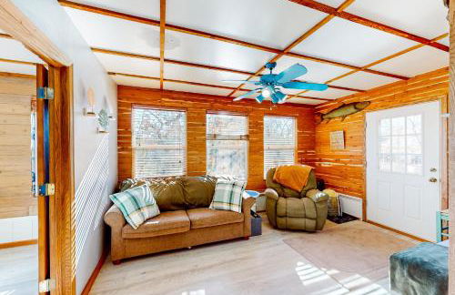 Relax at The Cove Waterfront Getaway - Foto 18