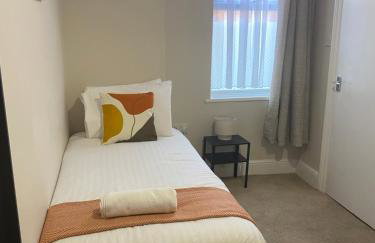 Curzon - 2bdrm 5beds sleeps5 ideal 4 contractors - Foto 9