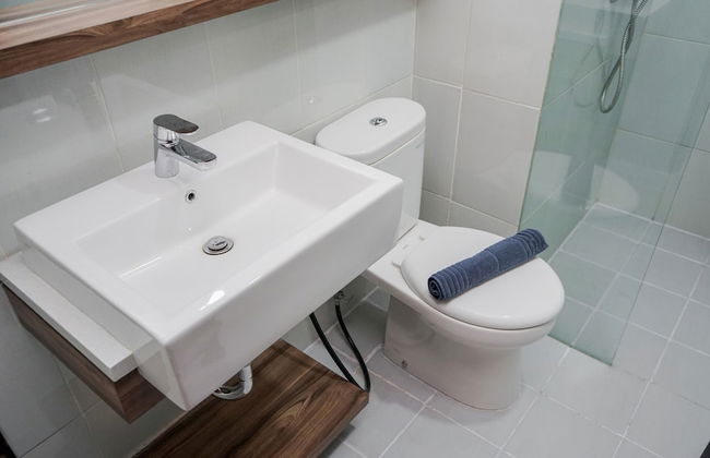 Premium Relaxing 2BR at Casa de Parco Apartment - Photo 14