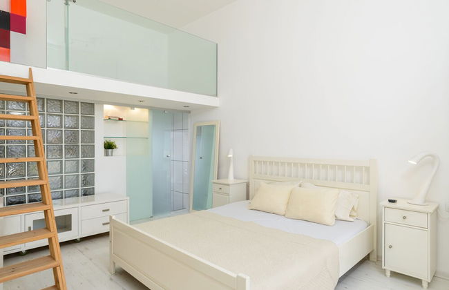 3BR Apt Steps from Sea W Parking - Foto 8