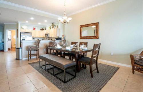 Luxury 5 Star Waterfront Condo 3 Bdr 2 Bath Pool Hot-Tub Panoramic Gulf and Intracoastal Waterway Views - Photo 18