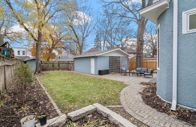 Sapphire Estate - Photo 39