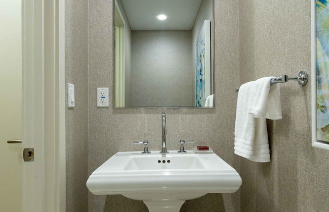 Oceanview Condo in Central Beach - Photo 24