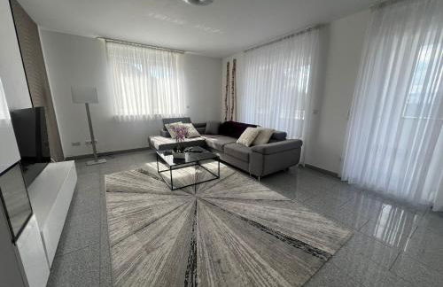 Moderne Wohnung für bis zu 8 Personen mit großem Balkon - Foto 2