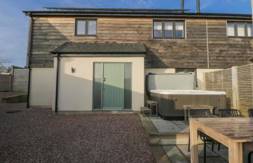 Bell House - Photo 3