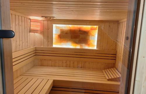 Zamek Przesieka - Foto 39