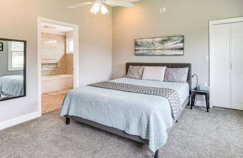 Dock and Backyard Bar Spacious Barnegat Bay Retreat - Foto 14