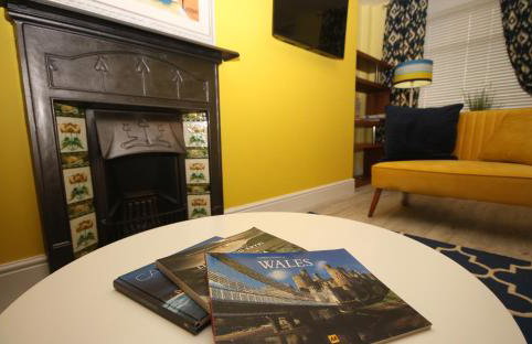 Moryn. Snowdonia and Anglesey View - Photo 5