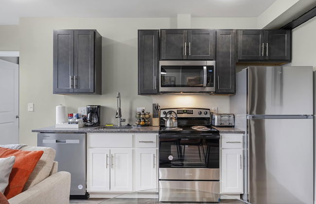 Modern Retreat Near Henry Ford - Foto 39