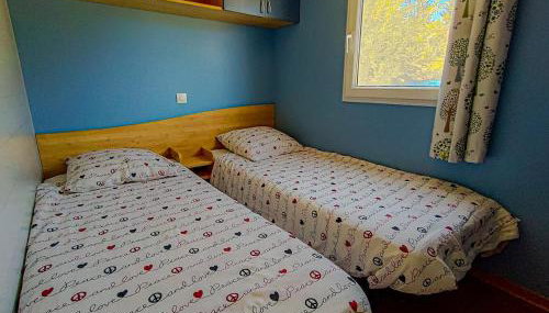 Mobil-home lumineux et climatisé avec piscine et jardin cadre paisible pour famille ou couple - Foto 5