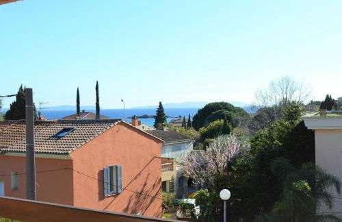 Studio coin nuit 4 pers, parking, animaux admis, proche plage - Le Lavandou - FR-1-251-230 - Foto 3
