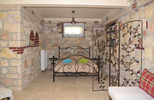 Artemis Stone House - Photo 23