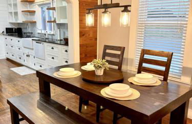 The River City Haven- Cozy, Spacious Home Near Downtown - Foto 28