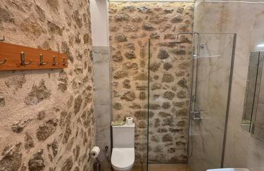 TSAGARIKO ROOMS - The old shoemaker's shop of the village - Photo 8