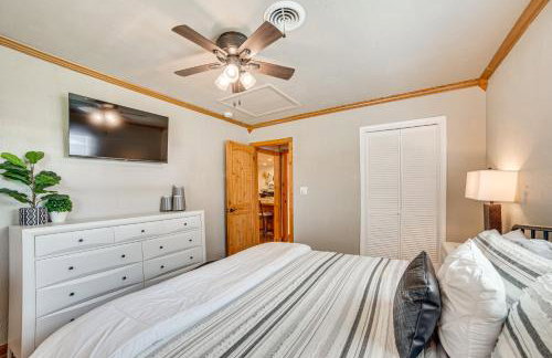 Spacious Deck Waterfront Home in Gun Barrel City! - Foto 15