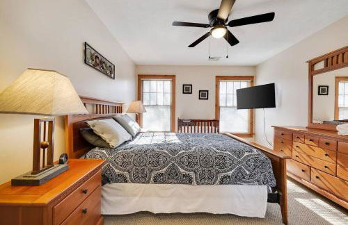 Whispering Pines Cabin Hot Tub Near Ski - Foto 30