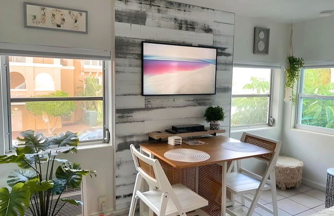 Cute 1940 Boutique Studio Condo by RedAwning - Foto 16