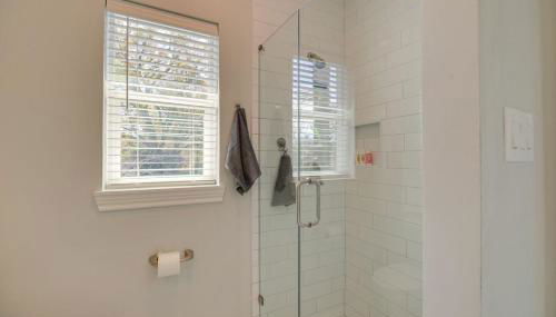 South Houston Townhome with Patio & Gas Grill - Foto 4