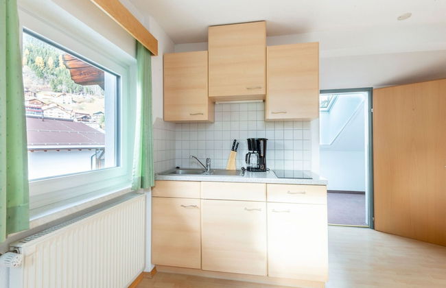 Inviting Holiday Apartment in Ladis With Balcony - Foto 30