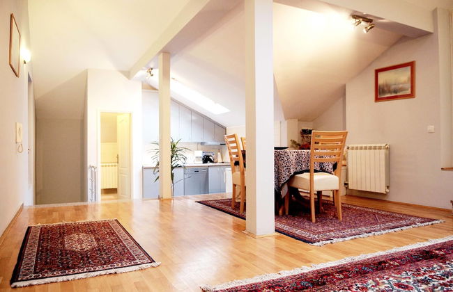 Basco Slavija Square Apartment - Foto 1