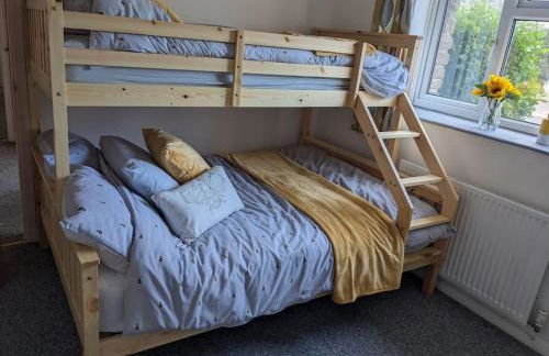 The Lower Hymnary - Photo 8