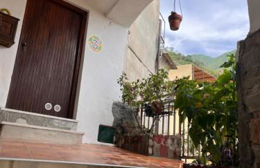 Alloggio U SPORTEGU DA E MONTI A GIAIA - Photo 1