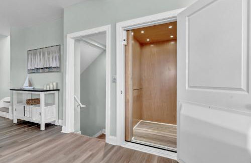 Seaside Serenity Beautiful Home on Topsail 7 BR - Photo 9