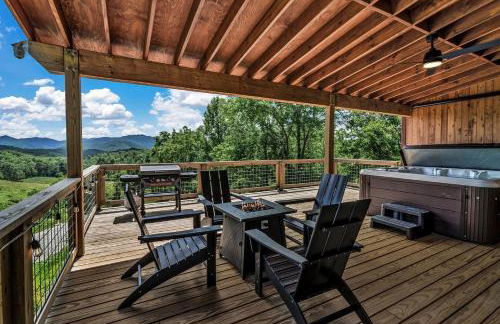 Romantic Mountain Retreat with Hot Tub and Panoramic Views Near Marshall, NC - Foto 23