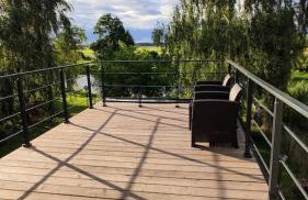 The hills at river - Foto 22