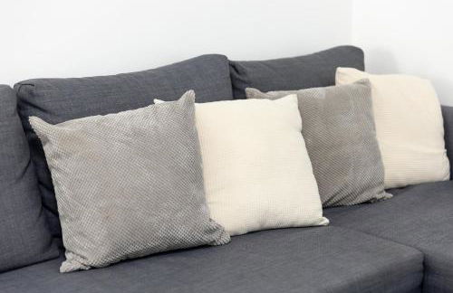 8 Beds Home with 4 Car Parking Space - Near DTLB - Foto 30