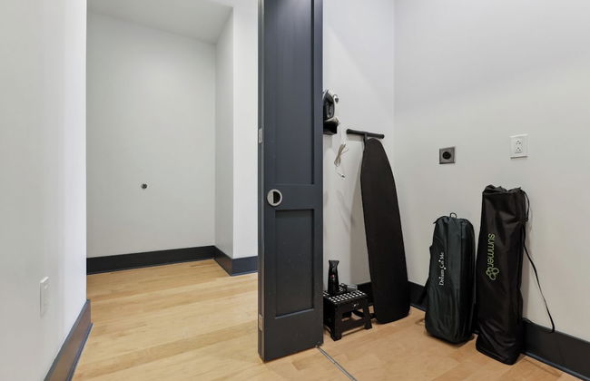 Roami at 714 Canal - Photo 15